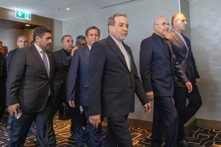 Το Ιράν διέκοψε τις συνομιλίες με τις ΗΠΑ μετά τις απειλές του Αμερικανού προέδρου 