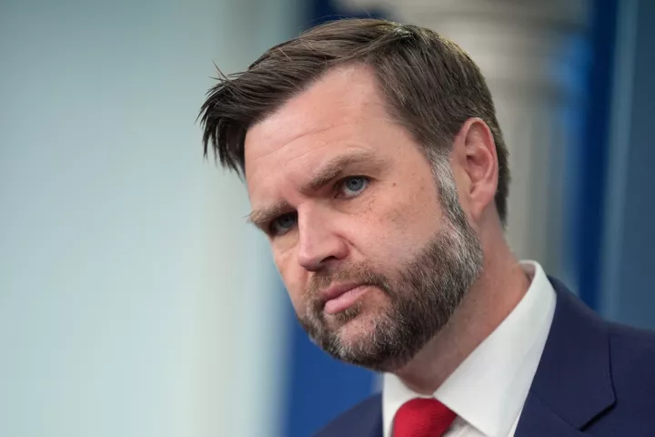 Βανς: «Μεγάλη πρόοδος» στις συνομιλίες με το Ιράν - Επιστρέφουν οι επιθεωρητές για τα πυρηνικά στην Τεχεράνη