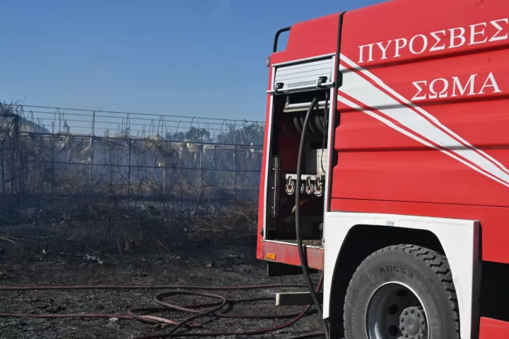 Οριοθετήθηκε η φωτιά στον Μέγα Δέρειο Έβρου (vid)