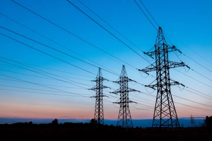Ρεύμα: Άλμα σχεδόν 81% στη χονδρεμπορική τιμή μέσα σε δύο ημέρες