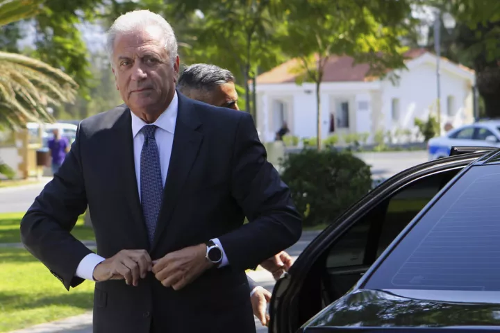 Δ. Αβραμόπουλος: Στη Βουλή σήμερα η δικογραφία για το Qatargate