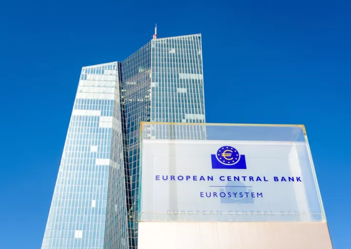 Λέιν (ΕΚΤ): Ο πληθωρισμός στην Ευρωζώνη θα κινηθεί «αρκετά πάνω» από το 2% μέχρι το καλοκαίρι του 2027 