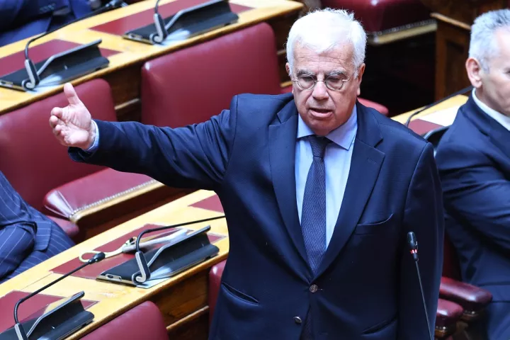 Σ. Σιμόπουλος: Έχουν έρθει σπίτι μου με μολότοφ εξαιτίας της άποψής μου για τις καταλήψεις (vid)