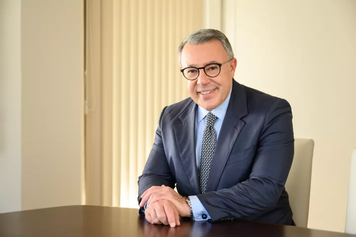 Alpha Bank: Νέα «ανοίγματα» στην ασφαλιστική αγορά - Τα μηνύματα του Β. Ψάλτη για UniCredit και Revolut