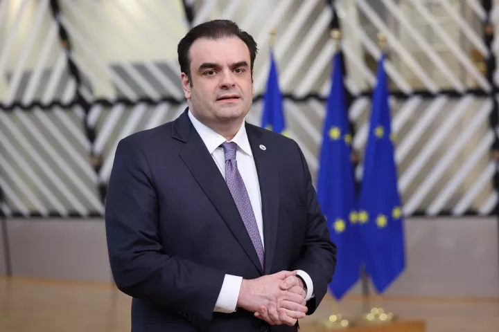 Κυρ. Πιερρακάκης από Βουδαπέστη: Το Eurogroup στηρίζει την Ουγγαρία για να ενταχθεί στο ευρώ
