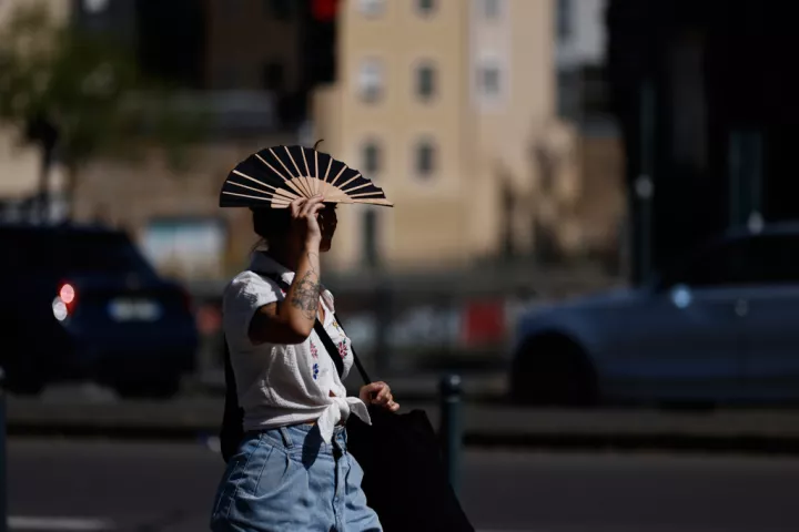 Κύμα καύσωνα δοκιμάζει την Ευρώπη: Θερμοκρασίες-ρεκόρ και κόκκινος συναγερμός σε πολλές χώρες