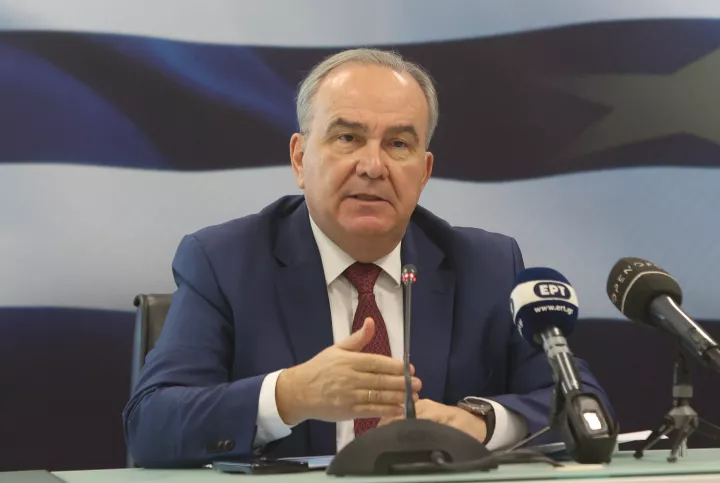 Ν. Παπαθανάσης για το «Ανακαινίζω»: Εξετάζεται μείωση του ορίου ιδιοκτησίας