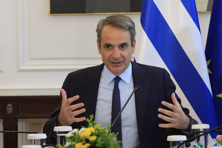 Ολοκληρώθηκε η σύσκεψη για την ακρίβεια στο Μαξίμου – Στις 14:00 οι ανακοινώσεις από τον Τ. Θεοδωρικάκο