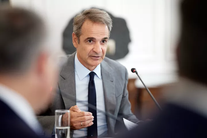 Στρατηγική τριπλής στόχευσης του Μαξίμου: Ο απολογισμός κυβερνητικού έργου, η ατζέντα Μητσοτάκη και το διακύβευμα του 2030