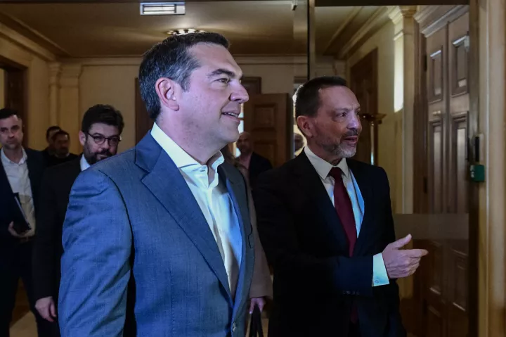 ΤτΕ κατά Τσίπρα για τον αναβαλλόμενο φόρο: «Δημιουργούνται σοβαρά ερωτήματα» - Ο κίνδυνος για τη σταθερότητα 