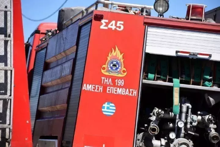 Φωτιά στην Κερατέα στην περιοχή Χάρακας