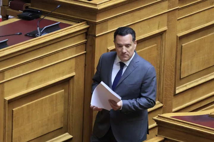 Άδ. Γεωργιάδης για τις επιθέσεις με γκαζάκια: Κάποιοι ψευτοεπαναστάτες έθεσαν σε κίνδυνο ανθρώπινη ζωή