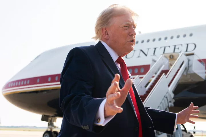 Τραμπ για το νέο Air Force One: Δεν υπάρχει τίποτα που να συγκρίνεται με αυτό (vid)