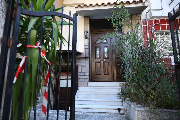 Επιθέσεις στη Θεσσαλονίκη: Τα στοιχεία που εξετάζει η Αντιτρομοκρατική - Πιθανόν πάνω από τρεις οι δράστες