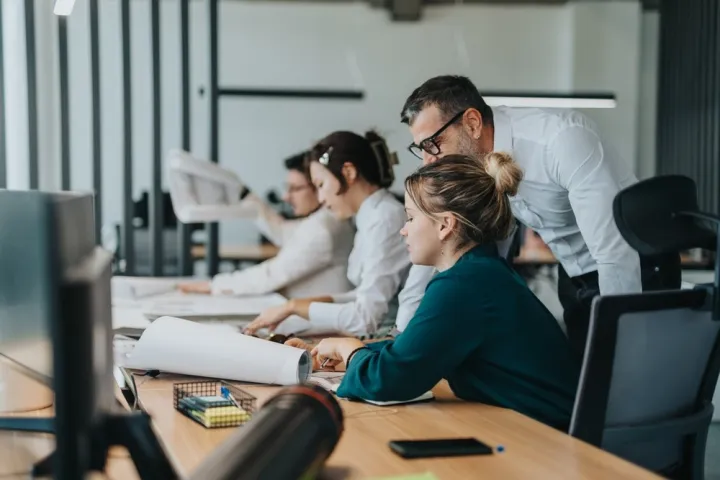 ΟΟΣΑ: Αναστρέφεται το brain drain - Επιστρέφουν οι Έλληνες του εξωτερικού