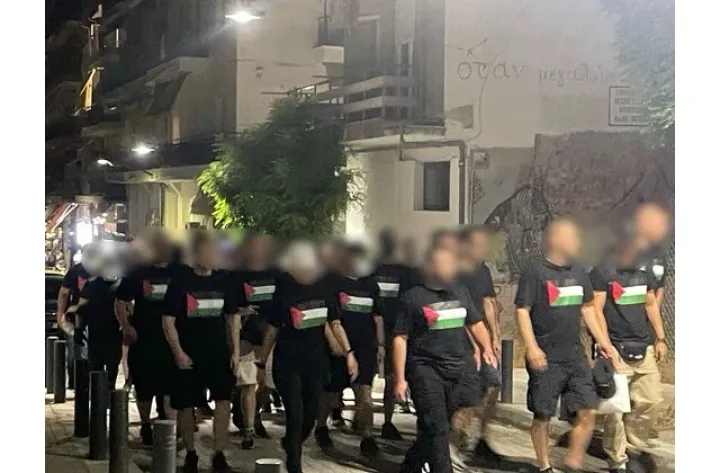 Θρασύδειλοι περιπατητές και απόντες ηγέτες