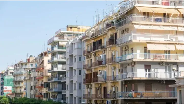 Θεσσαλονίκη: Πέντε χρόνια συνεχούς ανόδου στις τιμές κατοικίας – Τι δείχνουν τα στοιχεία της αγοράς