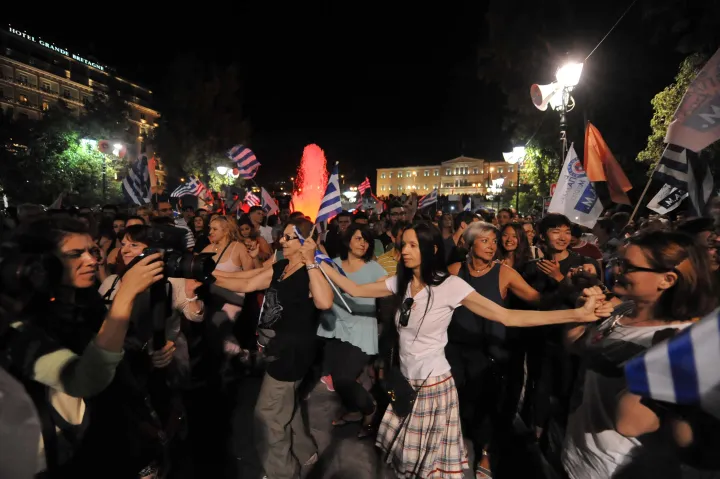 11 χρόνια από την ιλαρή τραγωδία του δημοψηφίσματος 