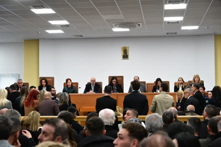 Δίκη για τα Τέμπη: Συνεχίζονται οι διαδικασίες για τα αιτήματα και τον διορισμό δικηγόρου