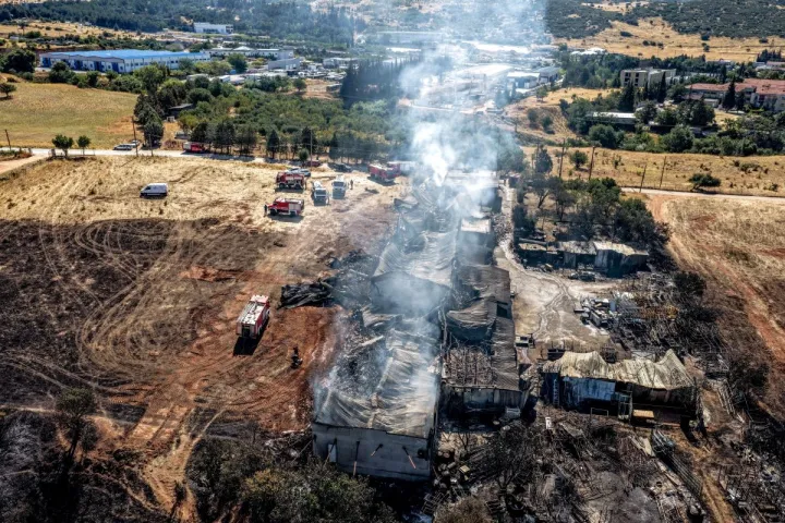 Φωτιά στο Ωραιόκαστρο: Πέντε εκατ. ευρώ για αποκατάσταση των υποδομών και αρχικό επίδομα στους πυρόπληκτους