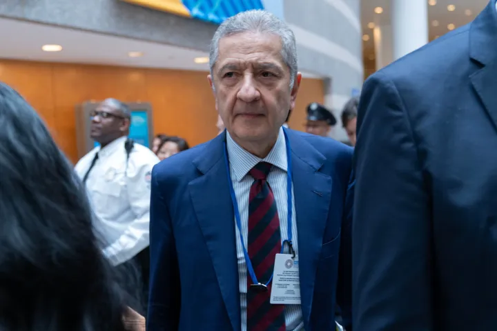 Πανέτα (ΕΚΤ): Η οικονομία της Ευρωζώνης παραμένει εύθραυστη