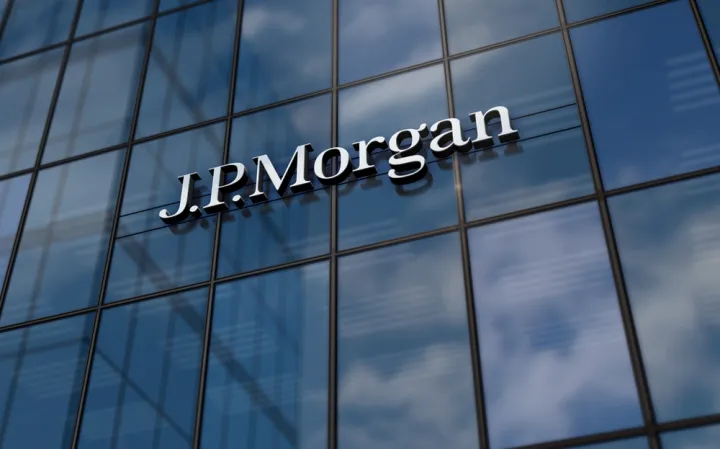 JPMorgan: Στροφή στις ευρωπαϊκές μετοχές δομικών υλικών ενόψει των αποτελεσμάτων β' τριμήνου