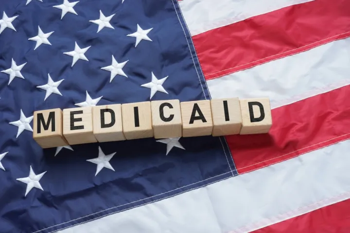 Οι περικοπές στο Medicaid φέρνουν αναταράξεις στη βάση του Τραμπ ενόψει των ενδιάμεσων εκλογών