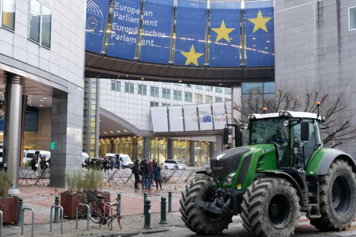 Ευρωκοινοβούλιο: Έγκριση μέτρων στήριξης των αγροτών απέναντι στην αύξηση των τιμών των λιπασμάτων