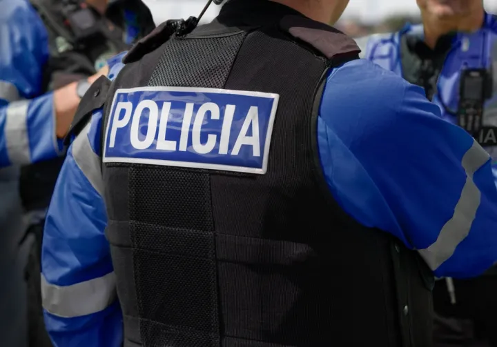 Πορτογαλία: Δύο νεκροί και 20 τραυματίες από πτώση λεωφορείου σε στάση (pics&vid)