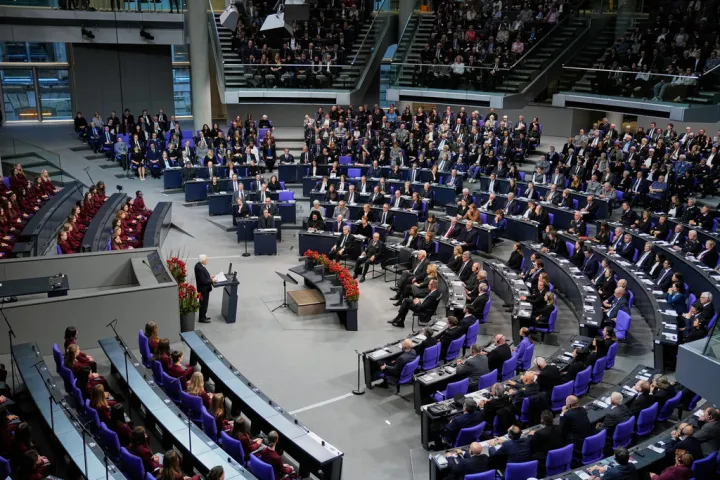 Δημοσκόπηση στη Γερμανία: Πρώτη δύναμη το ακροδεξιό κόμμα AfD