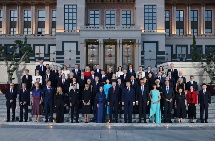 Ολοκληρώθηκε το δείπνο των ηγετών του NATO στην Άγκυρα - Αυτό ήταν το μενού 