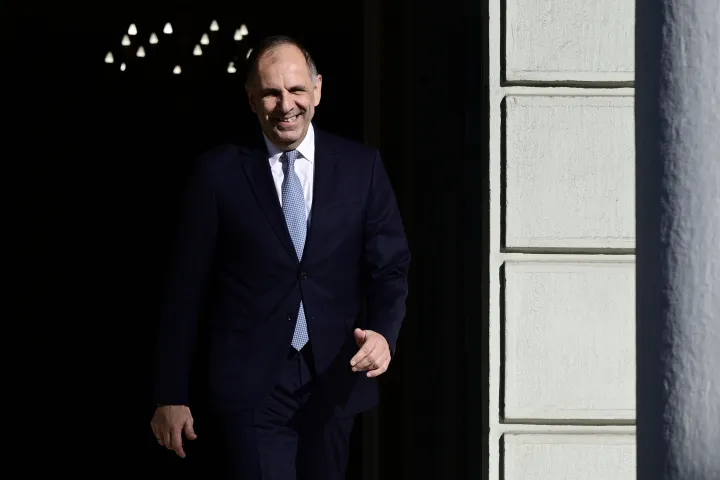 Μπαράζ διπλωματικών επαφών για τον Γ. Γεραπετρίτη στη Σύνοδο του ΝΑΤΟ στην Άγκυρα