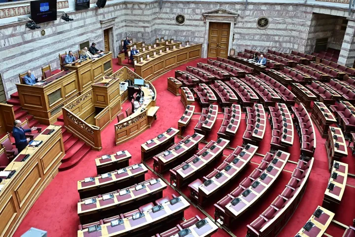 Επιτροπή Αναθεώρησης του Συντάγματος: Τι προτείνει η ΝΔ για φορολογία και δημοσιονομική διαχείριση