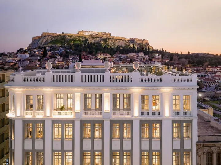 Διεθνής θρίαμβος για το THE DOLLI: No. 1 City Hotel στην Αθήνα, No. 5 στην Ευρώπη και στα 100 καλύτερα ξενοδοχεία του κόσμου στα Travel + Leisure World’s Best Awards 2026