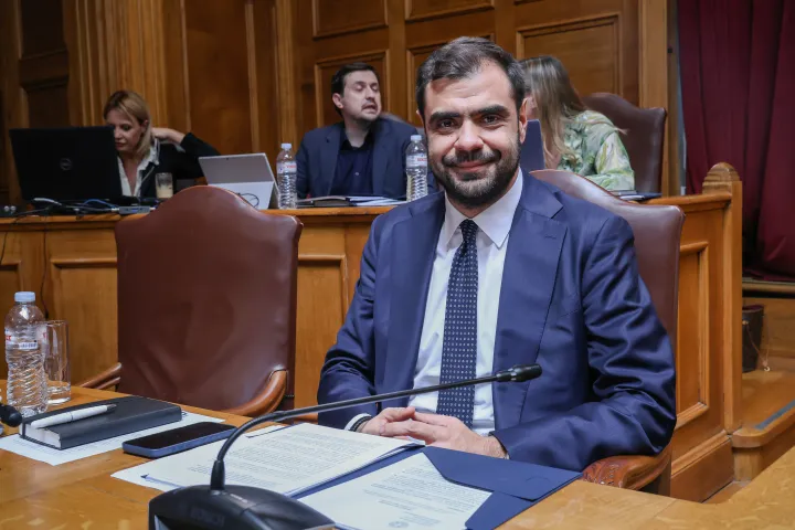 Π. Μαρινάκης προς Ανδρουλάκη: Καταθέστε πρόταση νόμου για τη 13η σύνταξη ώστε να κοστολογηθεί από το ΓΛΚ