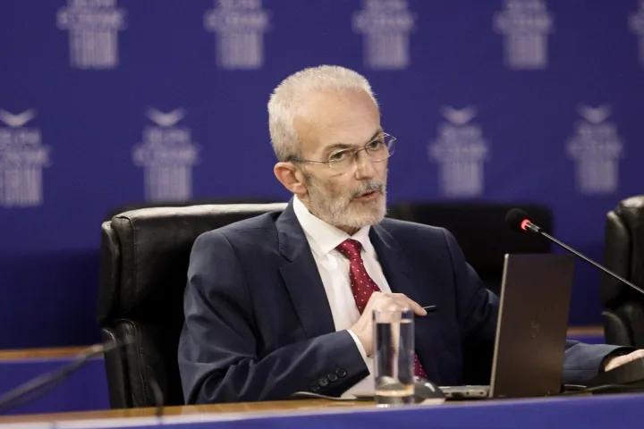 Μαύρος (MRB): Η άνοδος Τσίπρα οφείλεται στην «έλλειψη» αντιπολίτευσης -  Μειώνεται η αποδοχή της Καρυστιανού