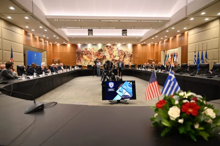 Ν. Δένδιας - Αντιπροσωπεία Κογκρέσου των ΗΠΑ: Στο επίκεντρο η ενίσχυση της στρατηγικής σχέσης των δύο χωρών