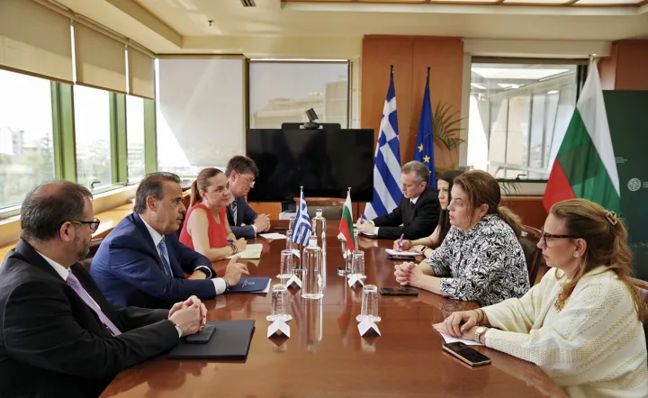 Στ. Παπασταύρου στη Βουλγάρα ομόλογό του: Οικοδομούμε έναν αξιόπιστο Κάθετο Διάδρομο