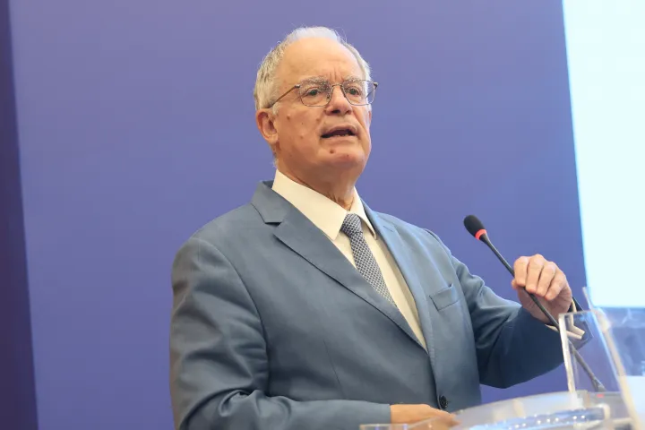 Συνάντηση Κ. Τασούλα με την πρέσβη της Γαλλίας στην Ελλάδα, Λόρενς Άουερ
