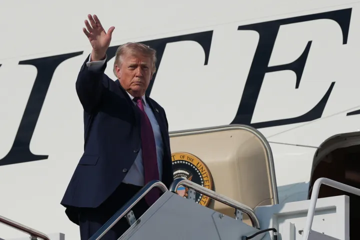 «Πόλεμος» Τραμπ - New York Times για τα... «κενά ασφαλείας» του Air Force One