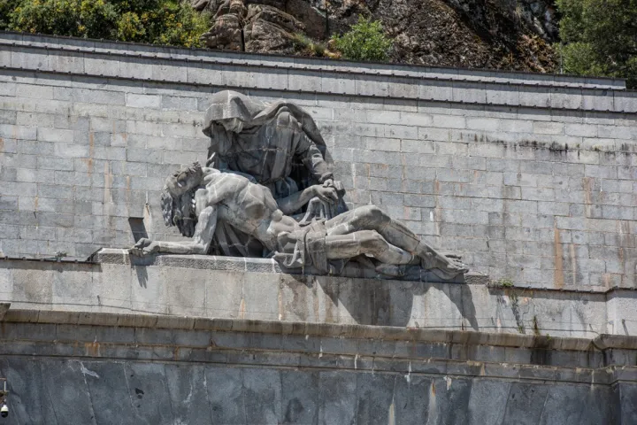 Ενενήντα χρόνια απ’ τον Ισπανικό Εμφύλιο, η λογοτεχνική μνήμη της φρίκης του εξακολουθεί να ζωντανεύει