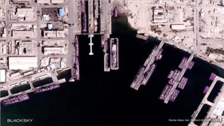 Νέες αμερικανικές επιθέσεις κατά του Ιράν σε Μπαντάρ Αμπάς και Σιρίκ - «Οι ΗΠΑ παραβιάζουν το μνημόνιο κατανόησης» λέει η Τεχεράνη