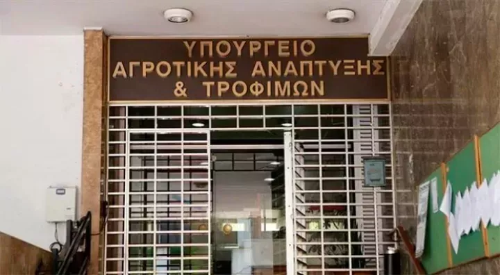 Κύκλοι ΥΠΑΑΤ για επίσκεψη Τσίπρα στη Λέσβο: Η κατάσταση στο νησί δεν προσφέρεται για φθηνή αντιπολίτευση και κορώνες