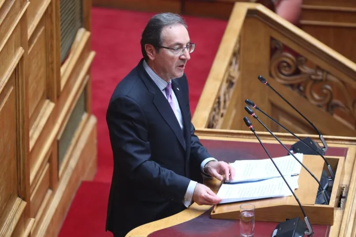 Ι. Μπούγας: Νέος Κώδικας Συνιδιοκτησίας έως το τέλος του 2026 - Αλλαγές στη διαχείριση των πολυκατοικιών