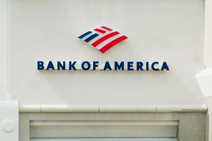BofA: Άλμα 34% στα κέρδη του β' τριμήνου
