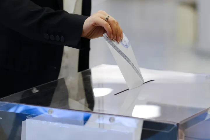 H «μητέρα» των δημοσκοπήσεων: Στο 29,6% η ΝΔ στην πρόθεση ψήφου - Ακολουθούν ΕΛ.Α.Σ με 17,3% και ΠΑΣΟΚ με 11,1%