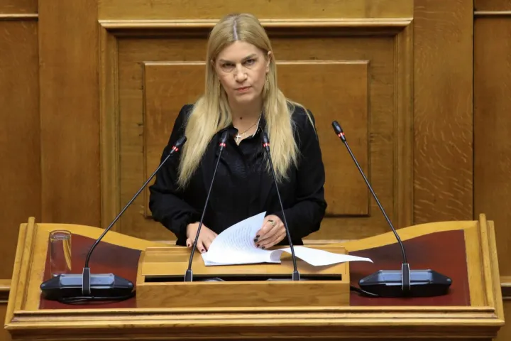 Σ. Βολουδάκη για την επίθεση στο σπίτι της: Δεν φοβόμαστε – Δεν θα τρομοκρατήσουν τη δημοκρατία