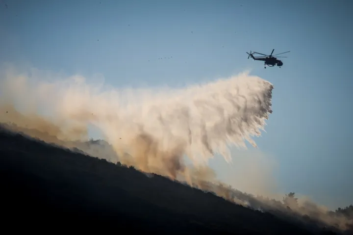 Πιερία: Πυρκαγιά σε αγροτοδασική περιοχή στον Κολινδρό