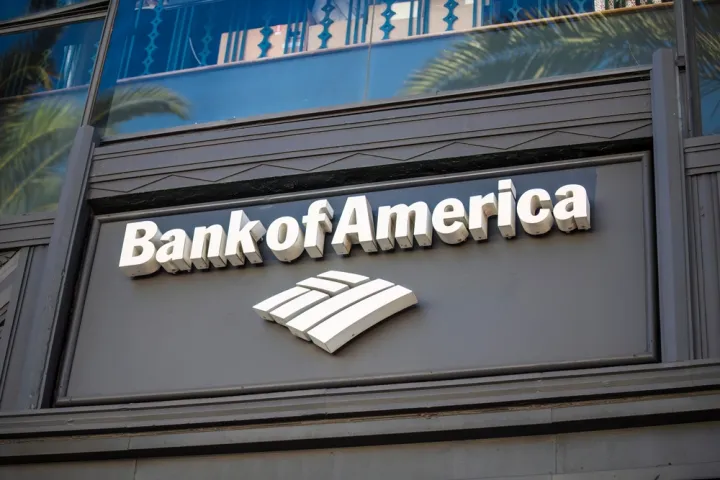 BofA: Οι επενδυτές επιστρέφουν στο ρίσκο - Τράπεζες και κυκλικές μετοχές στο επίκεντρο