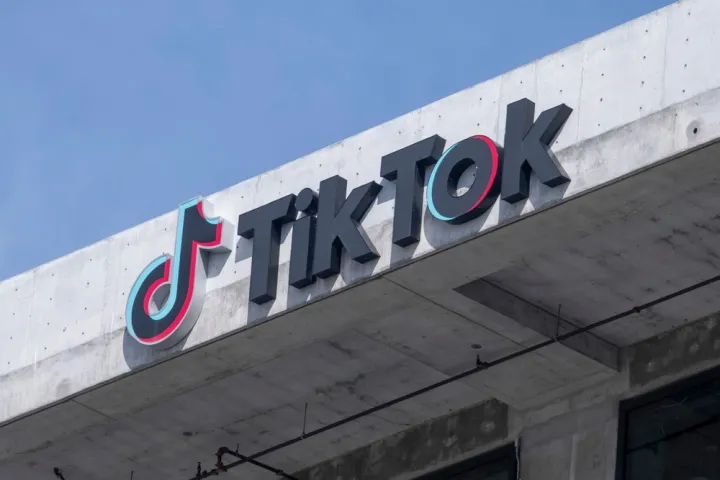 Έρευνα κατά του TikΤok στη Βρετανία: Στο επίκεντρο η προστασία των παιδιών